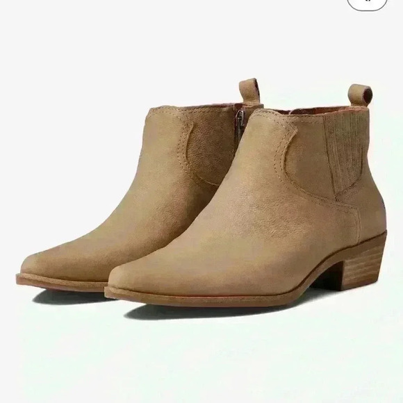 Lucky Brand Hikalli Women’s  Dark Mushroom  Grey Booties Size 8/38.5M - Picture 1 of 16